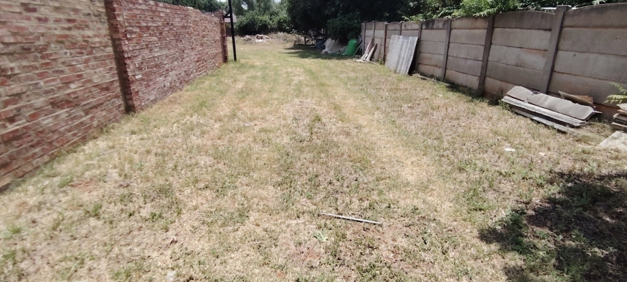 Commercial Property for Sale in Flamwood North West